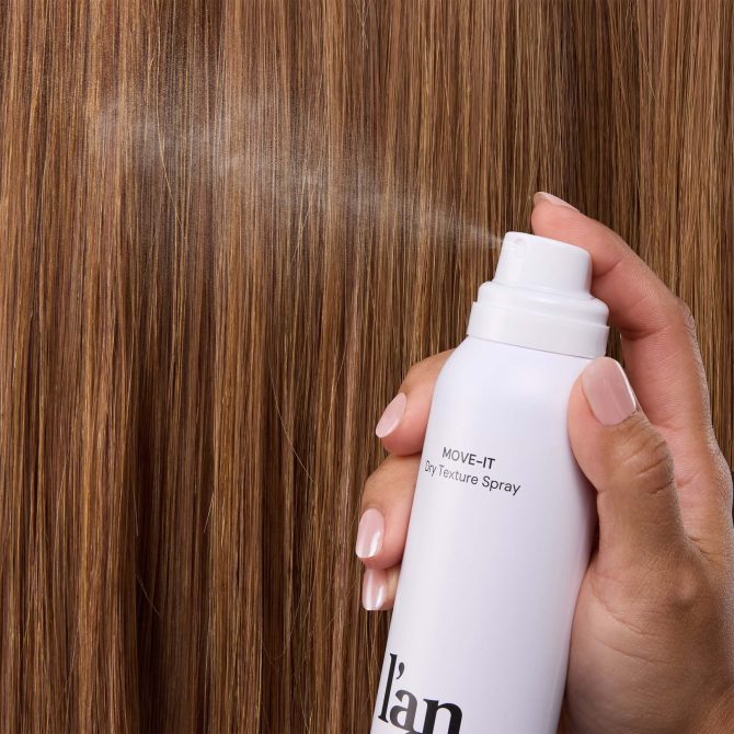 Move-It Dry Texture Spray - Image 2